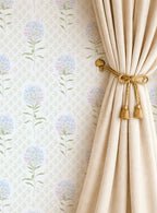 Dandy Wildflower Wallpaper_Cream